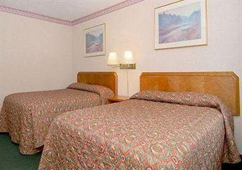 Budget Inn New Cumberland-Harrisburg-Hershey-York Exterior photo